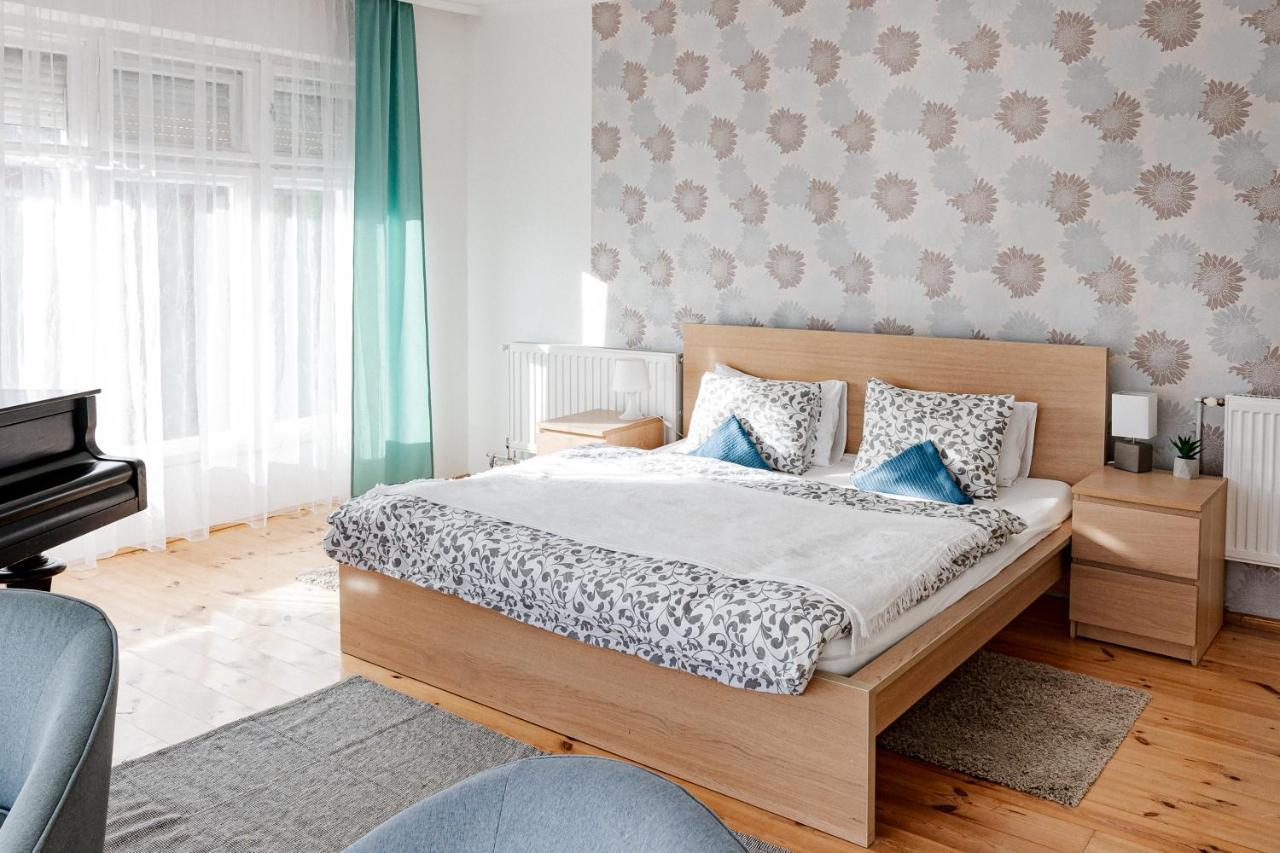 Levendula Apartmanhaz บาดัคชอยโตมาย ภายนอก รูปภาพ